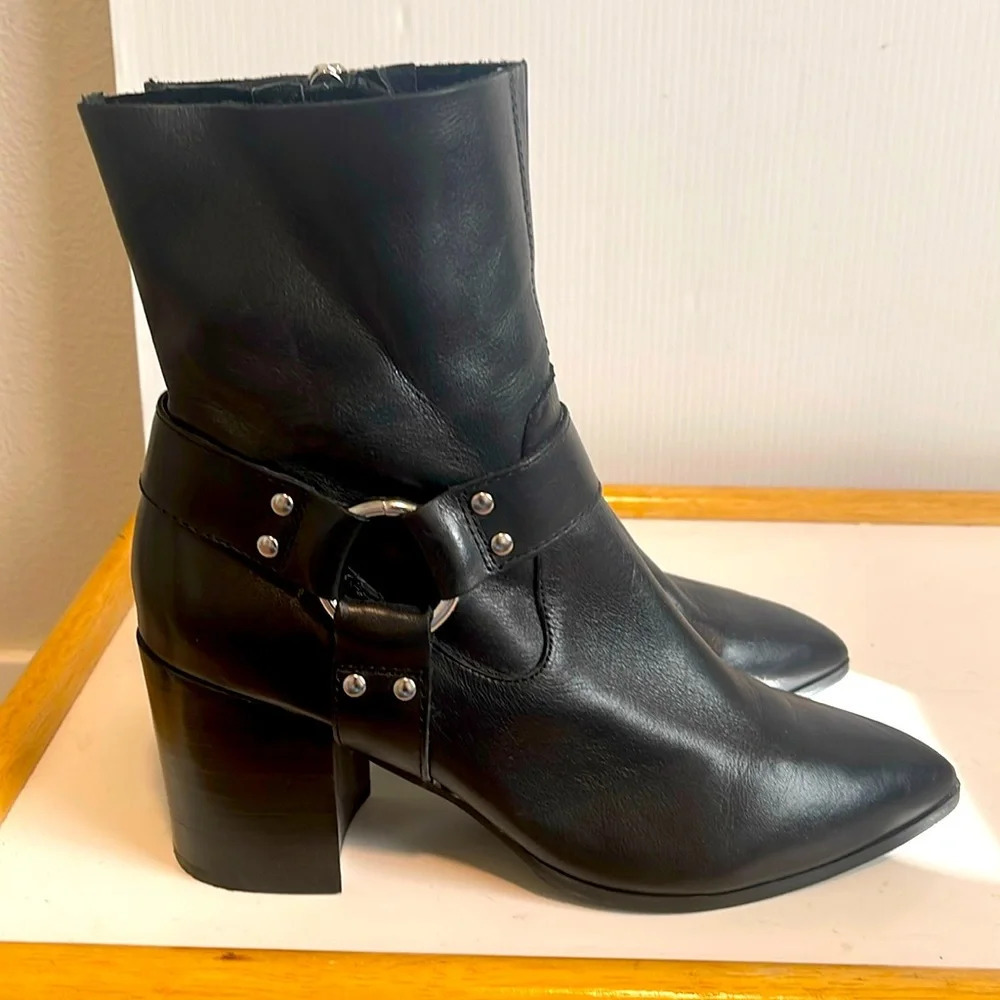 Steve Madden Jiffie Black Leather Moto Biker Boots Size 6.5 - Picture 2 of 8